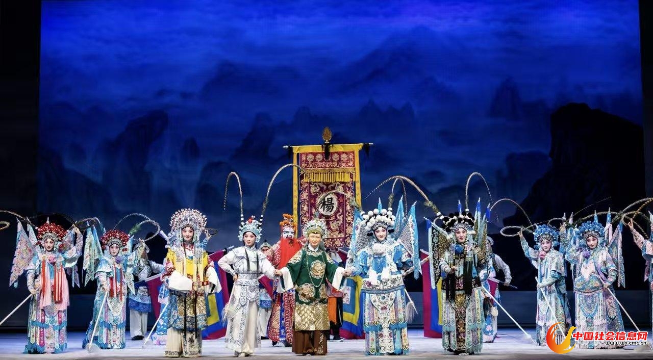 《杨门女将》剧照