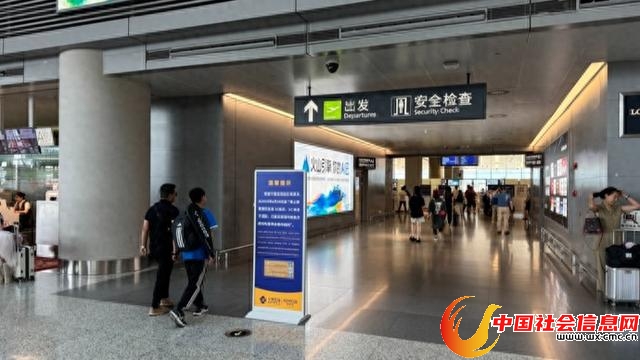 b71004b8ad1efb09e34b46ad03807610_3fd26a54j00syq5hp0012d000hs00a0g